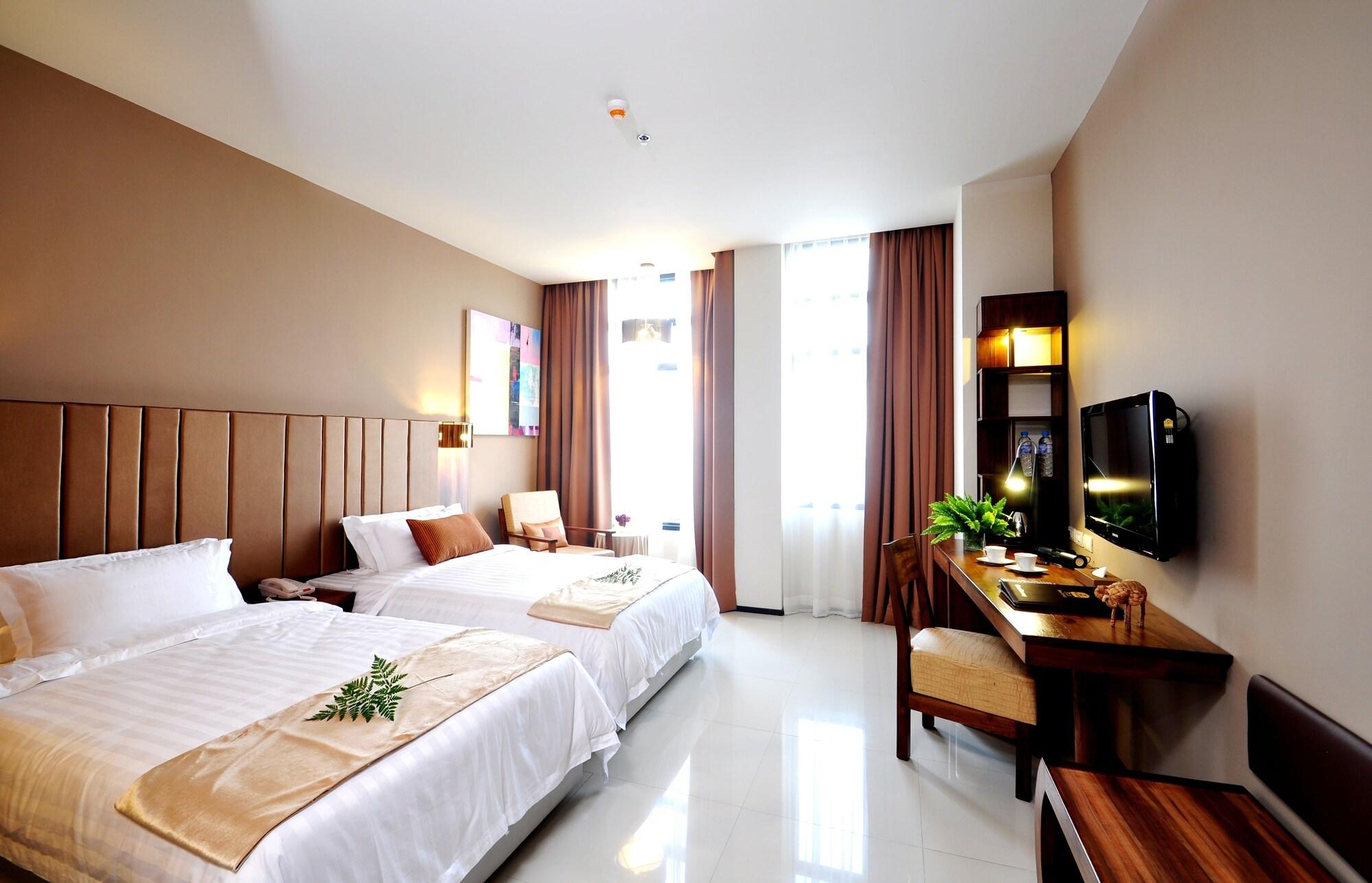 Grand Howard Hotel Bangkok Exteriör bild